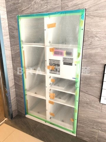 ファーストフィオーレ本町イーストⅡ　BRAVI不動産の設備|【ファーストフィオーレ本町イーストⅡ】宅配ボックス