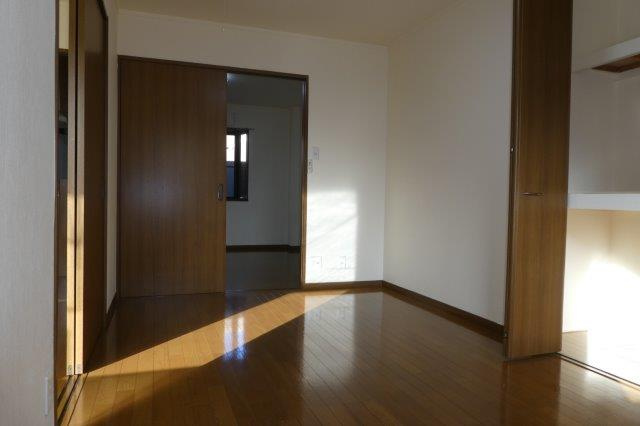 オアシス参番館の洋室