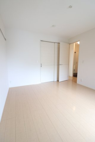 リヴィエール本町IIの洋室
