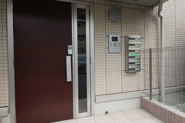 リヴィエール本町IIのセキュリティ|オートロックあり♪