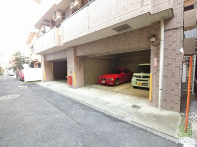 【駐車場】 | アール・ケープラザ横浜 | 平置駐車場です。