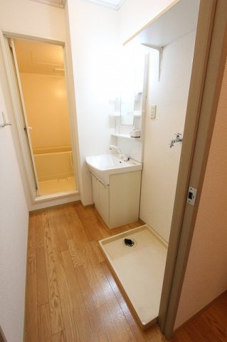 エクセル大倉山IIの玄関