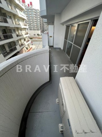ストークマンション長堀　BRAVI不動産のバルコニー|【ストークマンション長堀】広々としたバルコニーです