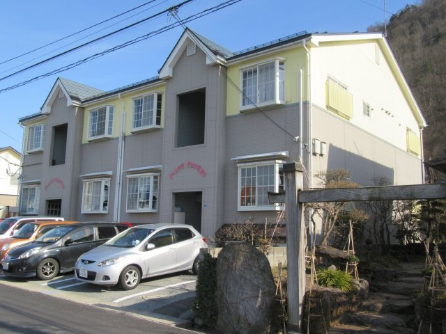 ヴィレッジマツナミ２１の外観