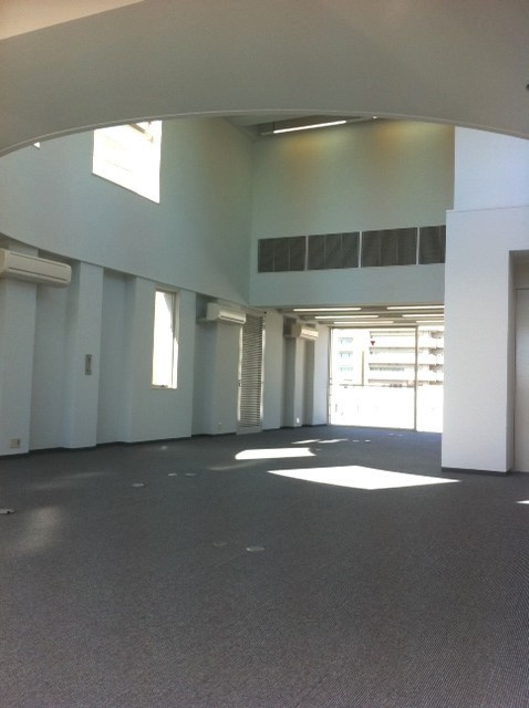 ＡＲＴ－１ビルの内装