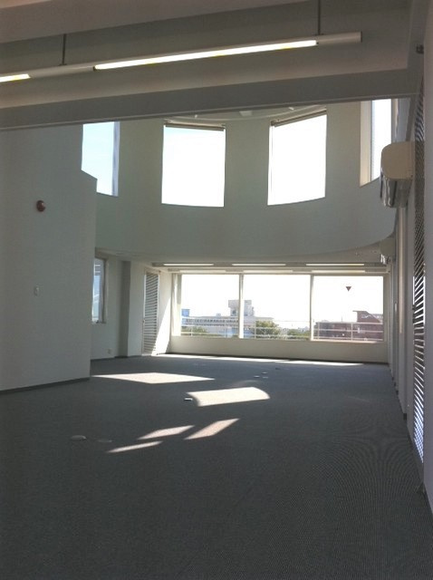 ＡＲＴ－１ビルの内装