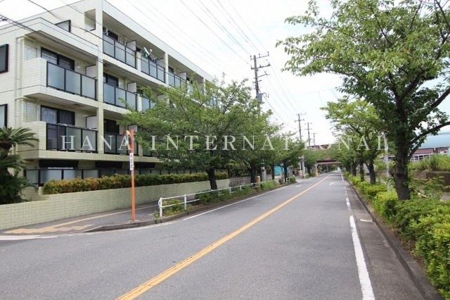 アクア新浦安の周辺