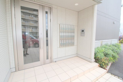 【エントランス】 | サンシャリテ向丘B棟