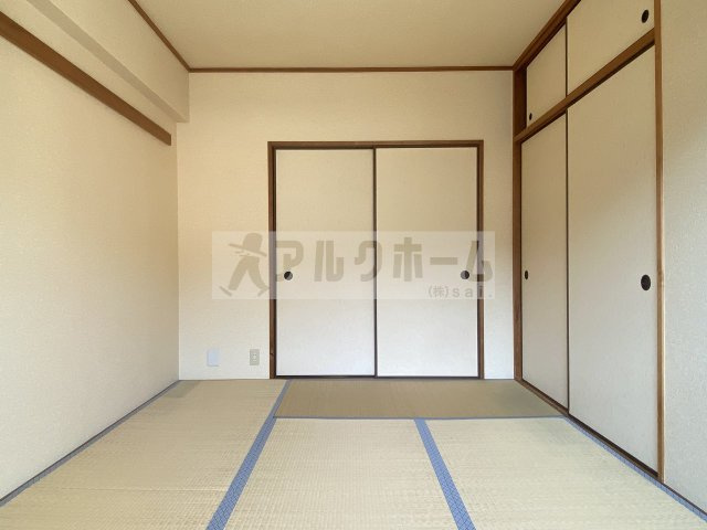 ルネアルマーニの和室