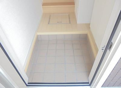 【エントランス】 | J-house2 | 　※写真は反転イメージです