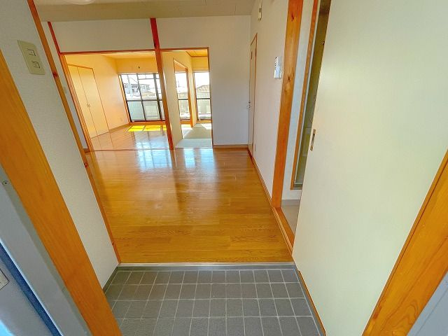 マノワール高埇の玄関|きれいな玄関です