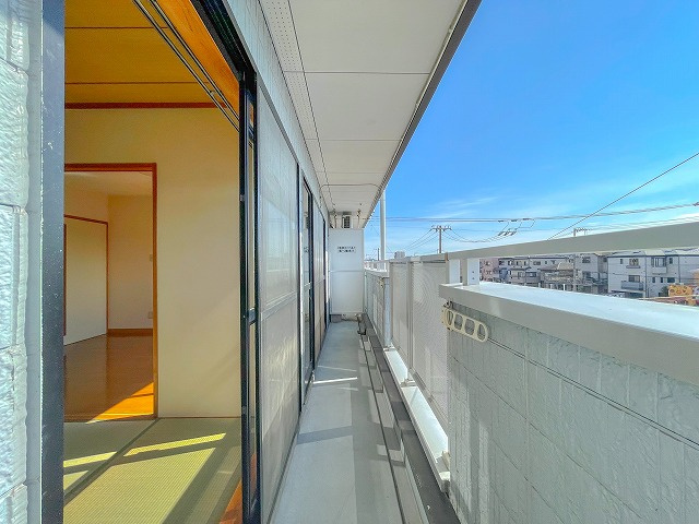 マノワール高埇のバルコニー|バルコニーからの眺めを楽しみながら食事をしませんか