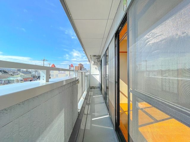 マノワール高埇のバルコニー|お洗濯にも便利なバルコニー付き