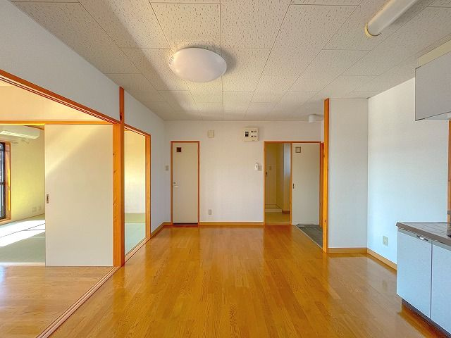 マノワール高埇の居間・リビング|ゆったりとしたリビングです