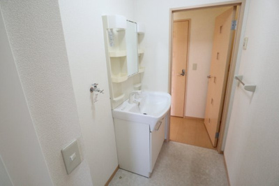 【洗面所】 | サンウォールオタギリC