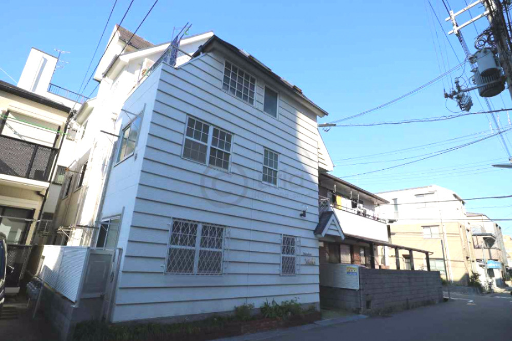 プチコーポミッシェルの外観