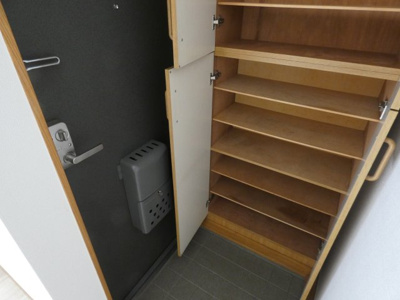 【玄関】