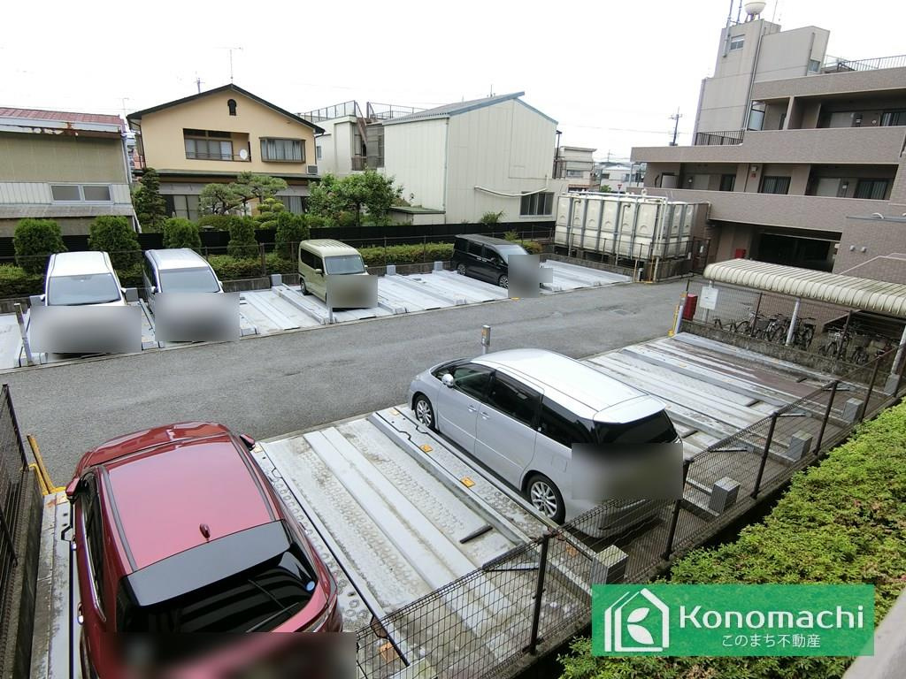 キャッスル峰壱番館の駐車場|現地写真