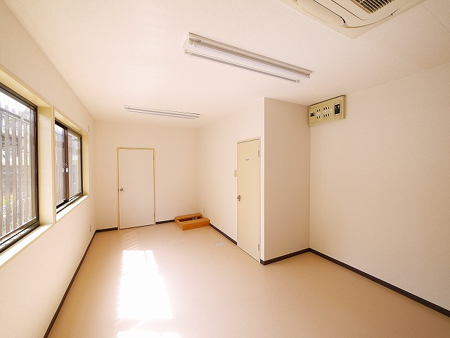 城見町アパ－ト付店舗Ⅰの内装|過ごしやすい室内です