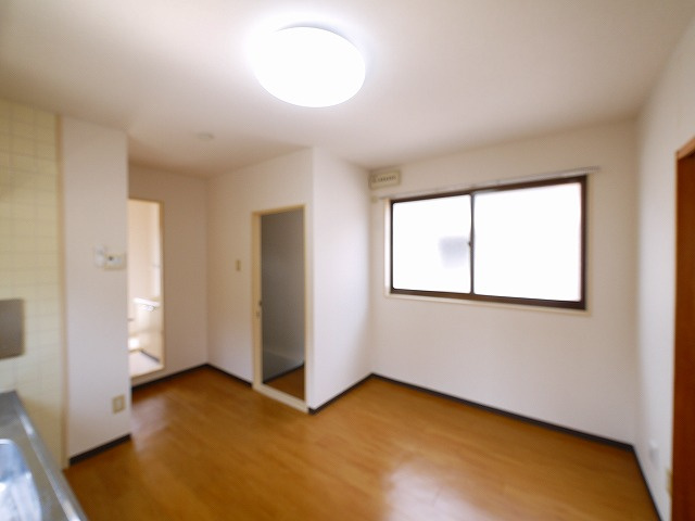 城見町アパ－ト付店舗Ⅰのキッチン