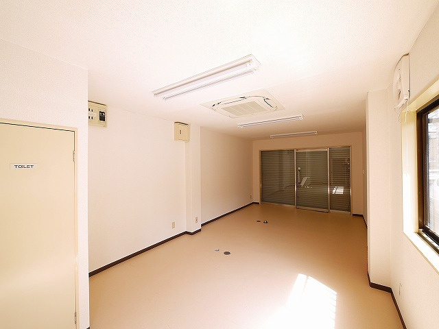 城見町アパ－ト付店舗Ⅰの内装|内装は落ち着いています