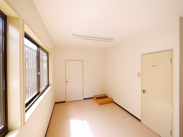 城見町アパ－ト付店舗Ⅰの内装