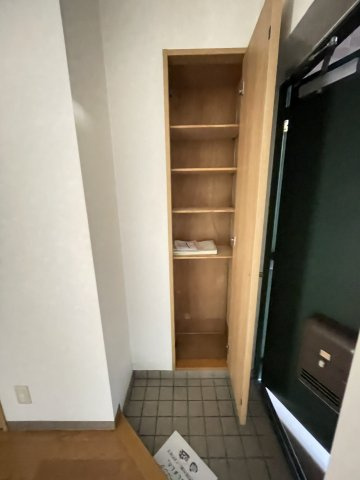【玄関】 | グリーンヒルズＢ棟