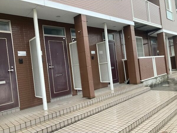 ヴィラ霞　　刈谷市近郊の賃貸はクラスホームの玄関