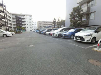 【駐車場】 | 平置き駐車場です。