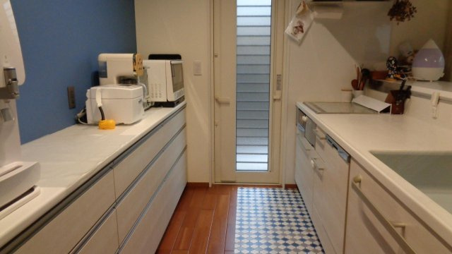 高知市大津甲　築浅中古住宅のキッチン