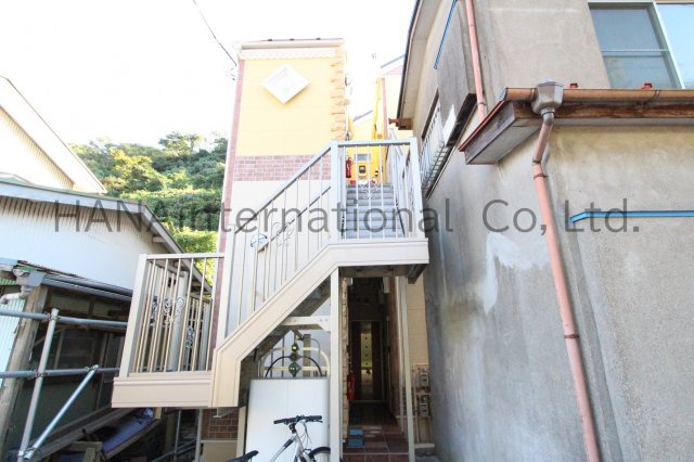 ユナイト安針塚クローネンブルグ