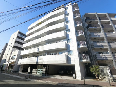 【外観】 | セルアージュ横濱蒔田ラコール | 総戸数３８戸、平成２０年４月築、管理人は巡回勤務につき管理体制良好です♪