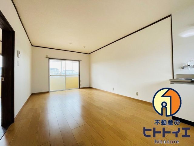 高田コーポの居間・リビング