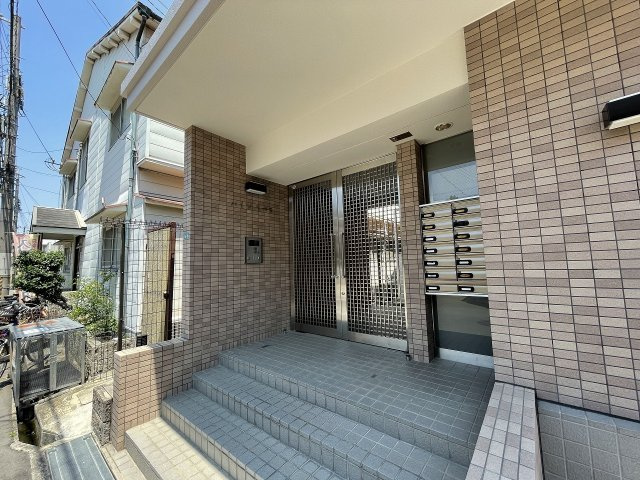 【玄関】 | ハイツリベラ