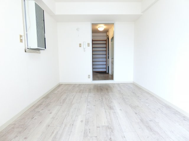 ラ・コート喜志の居間・リビング|同物件別部屋イメージ写真