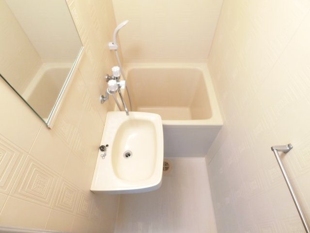 ラ・コート喜志の浴室|同物件別部屋イメージ写真