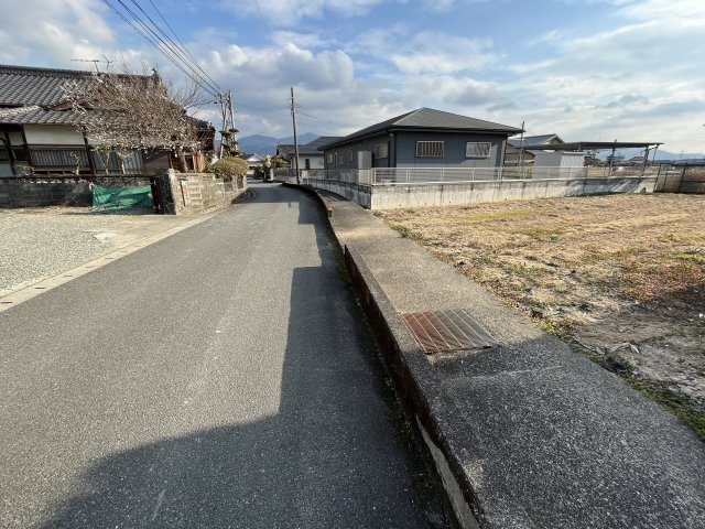千丁町新牟田土地の前面道路含む現地写真