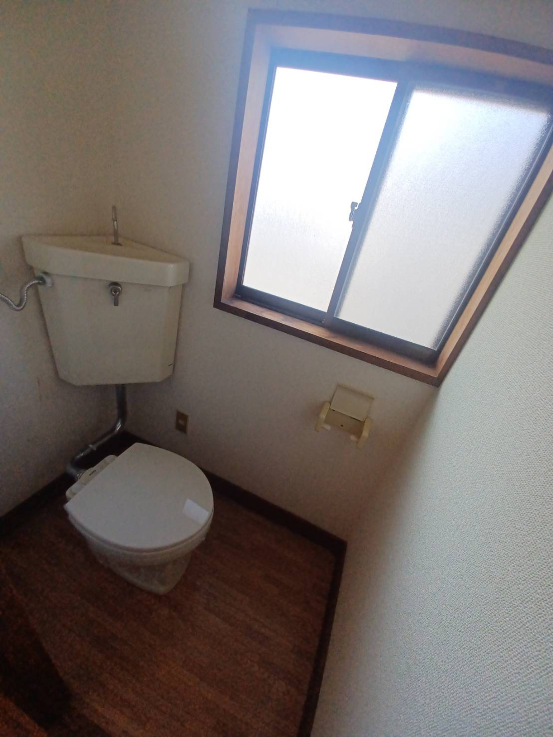 逸見アパートのトイレ