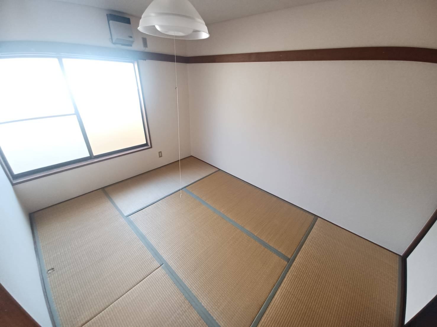 逸見アパートの和室