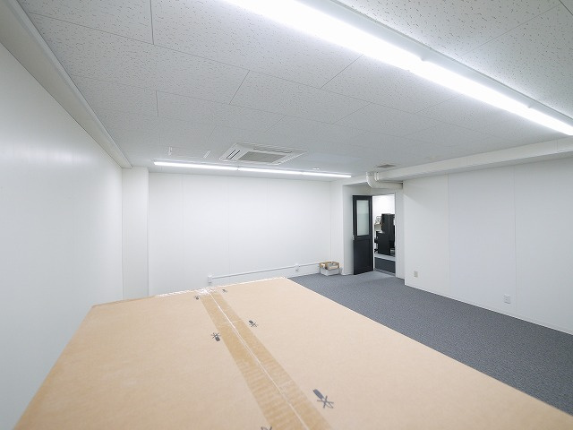 松田ビルの内装