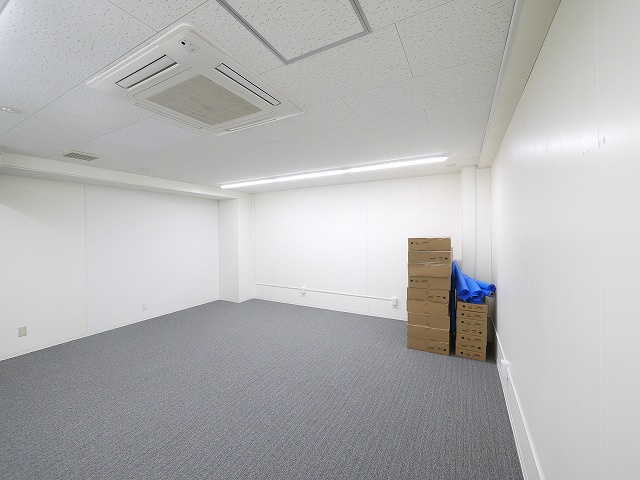 松田ビルの内装