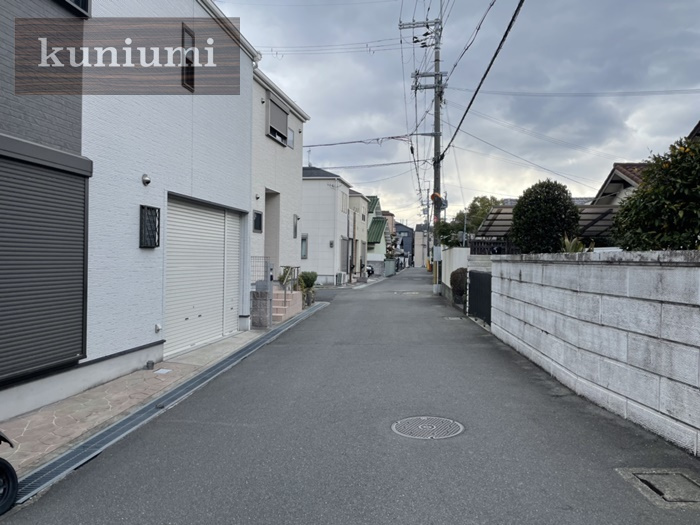 守口市佐太中町5丁目の前面道路含む現地写真|【現地前面道路】
住宅が立ち並ぶ閑静な住宅街です♪