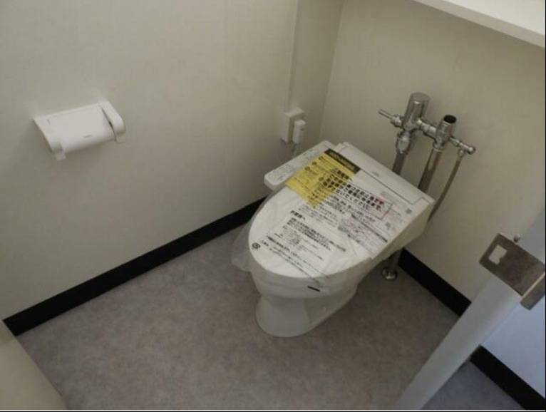 スプリングテックつくばビルのトイレ