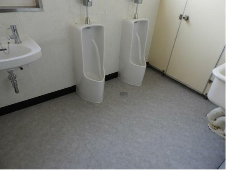スプリングテックつくばビルのトイレ
