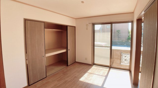 オアシス　二ヶ崎の洋室