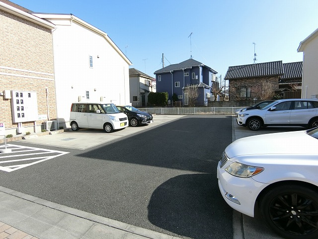 コルソ　ラッフィナートⅠの駐車場