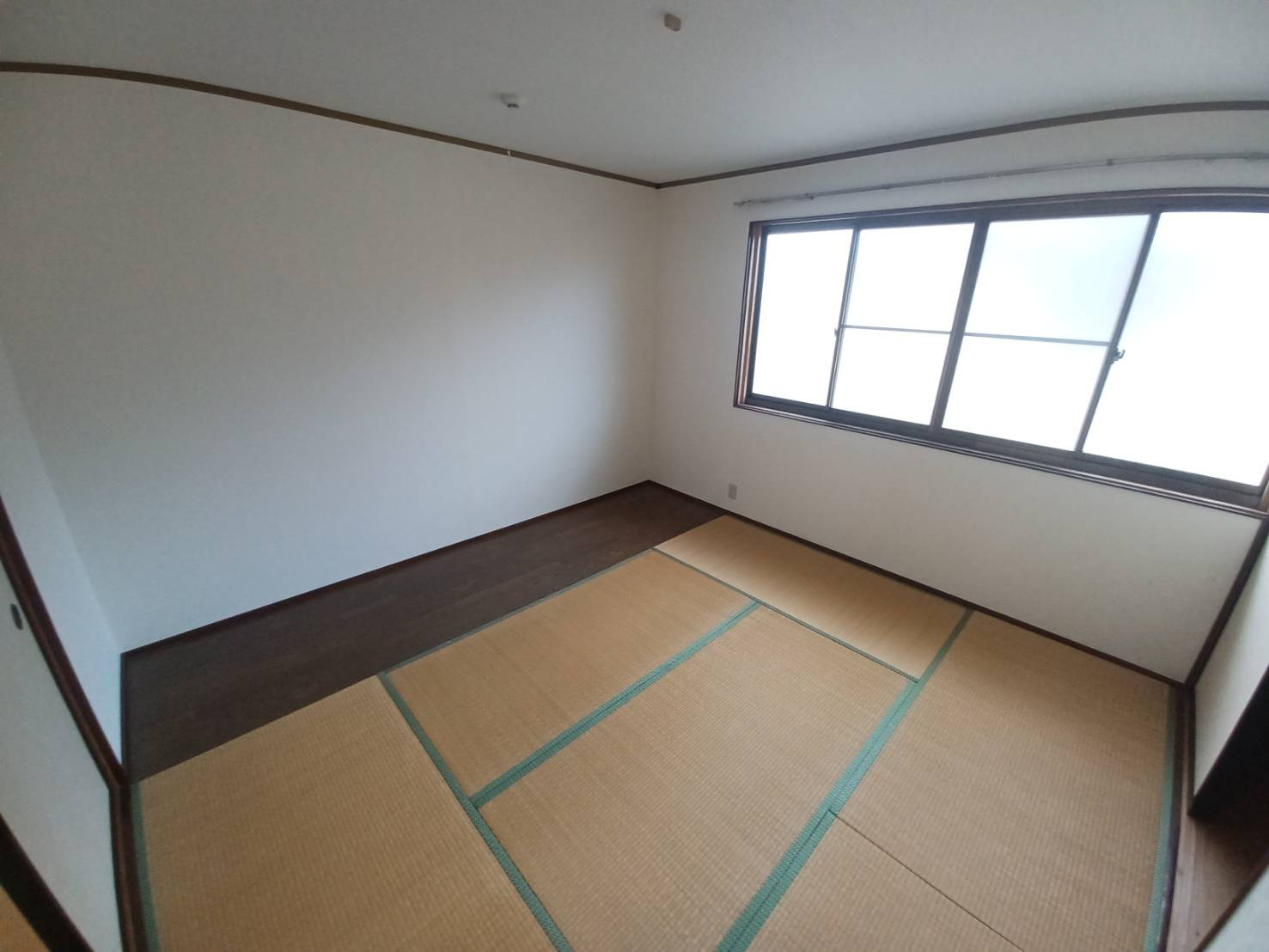 サンメゾネットの和室