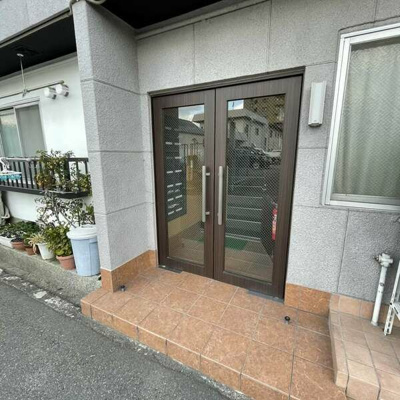【エントランス】 | 愛名マンション