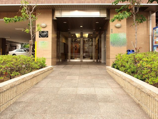 クレド桜川のエントランス