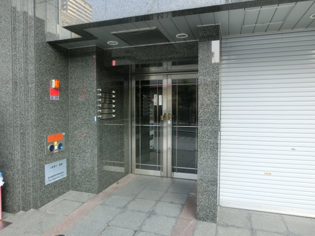 パークアレイ難波のエントランス